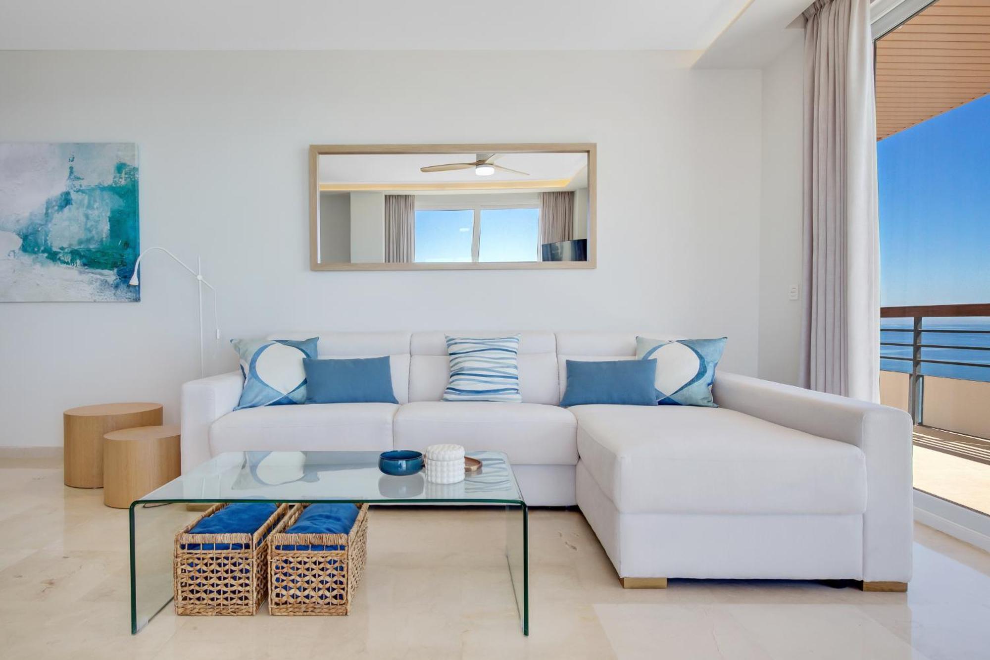 Santa Clara Modern & Exclusive Seafront Apartment Торремолінос Екстер'єр фото