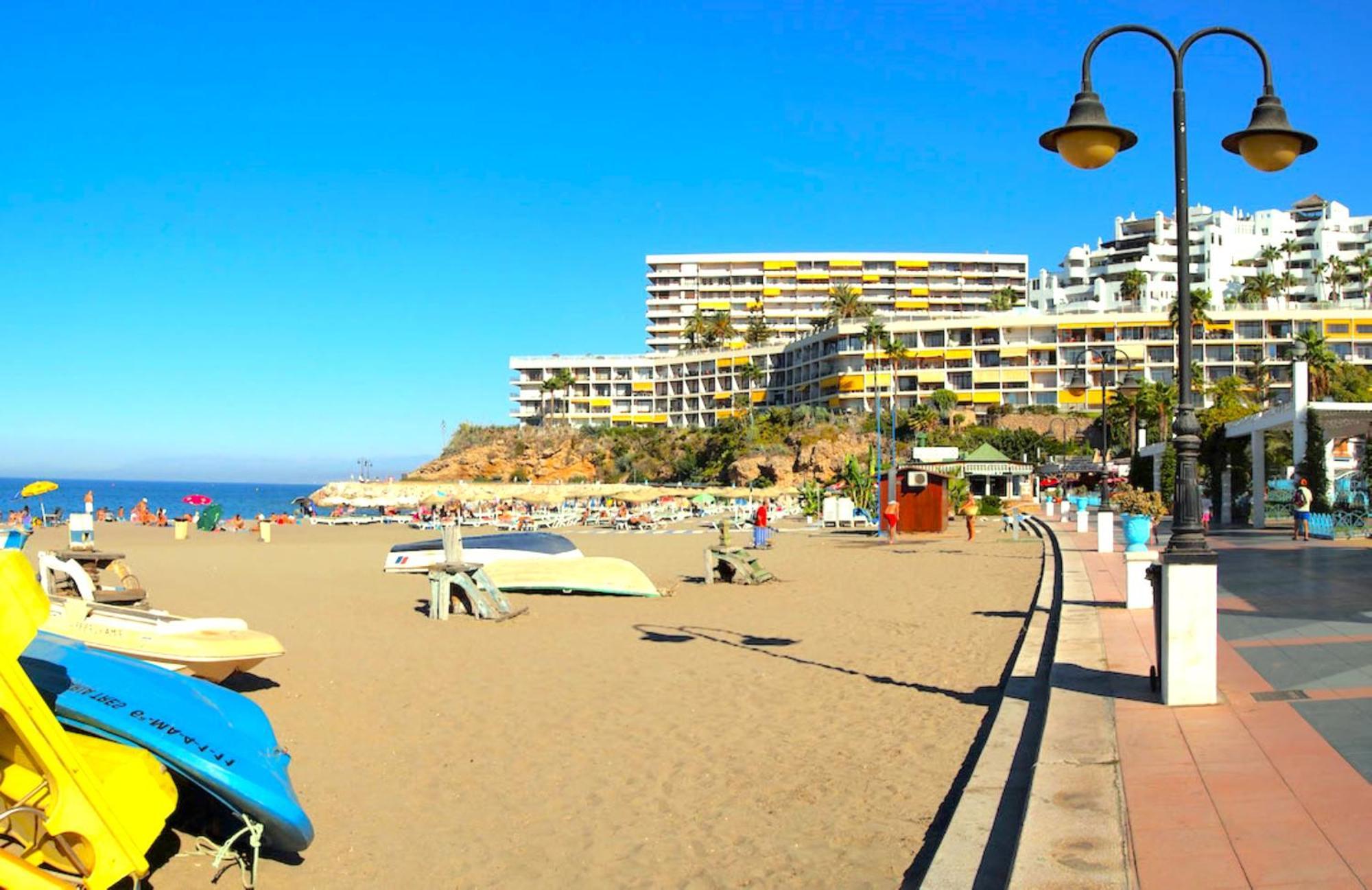 Santa Clara Modern & Exclusive Seafront Apartment Торремолінос Екстер'єр фото