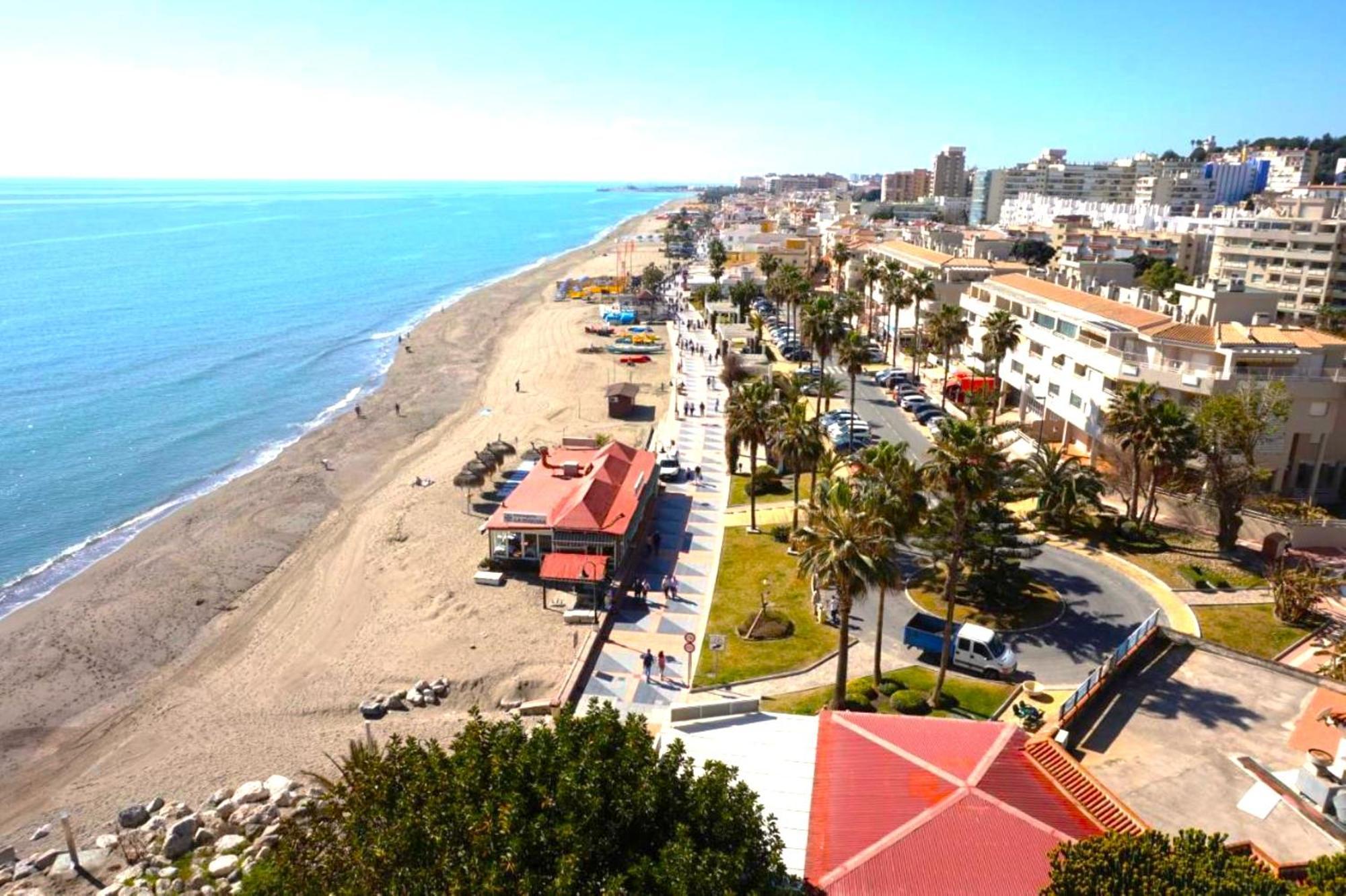Santa Clara Modern & Exclusive Seafront Apartment Торремолінос Екстер'єр фото