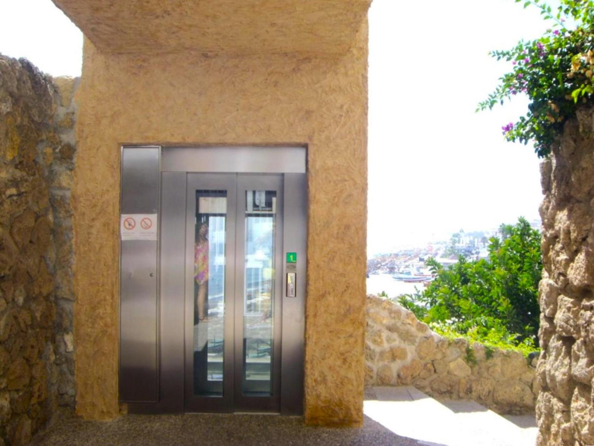 Santa Clara Modern & Exclusive Seafront Apartment Торремолінос Екстер'єр фото