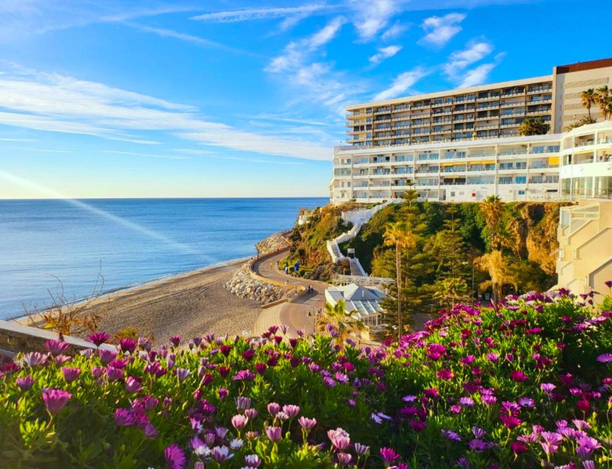Santa Clara Modern & Exclusive Seafront Apartment Торремолінос Екстер'єр фото